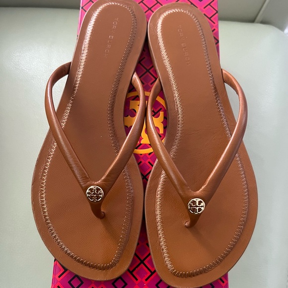Brand New in Box Tory Burch Chelsea Leather Flip Flop Sandals - Picture 2 of 6